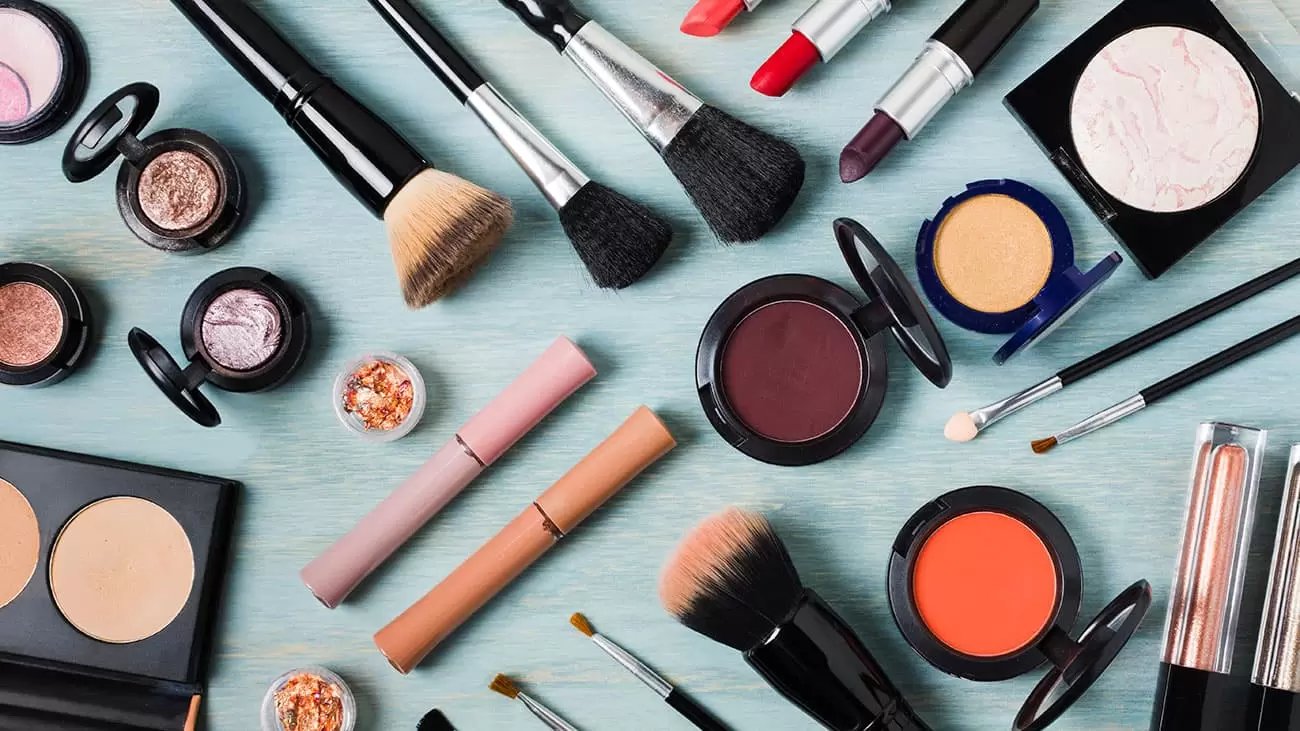 Why Choose TayTen Cosmetics for Aesthetics Services in Regina